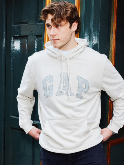 Gap Logo on you 3