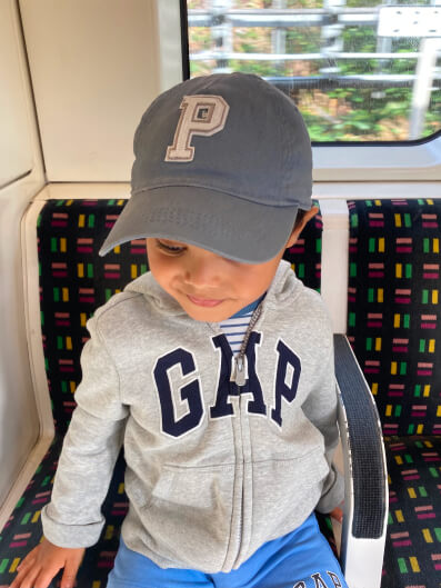 Gap Logo on you 6